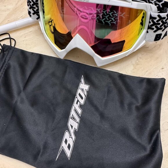 Anti Fog Ski Pink Goggles - Picture 3 of 10